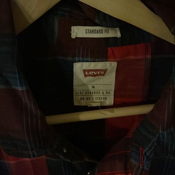 Levi’s Pearl Snap Plaid Button Down Shirt - Picture 3 of 3